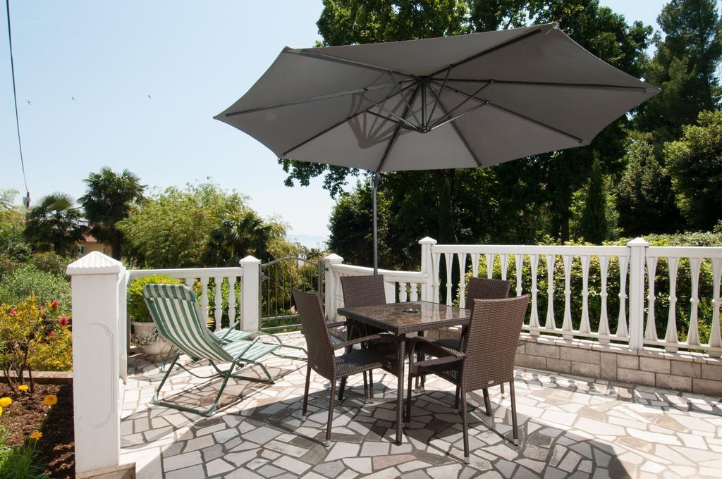 אופטיה Apartments Villa Salona חדר תמונה