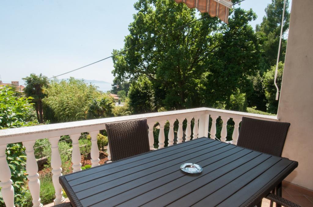 אופטיה Apartments Villa Salona חדר תמונה