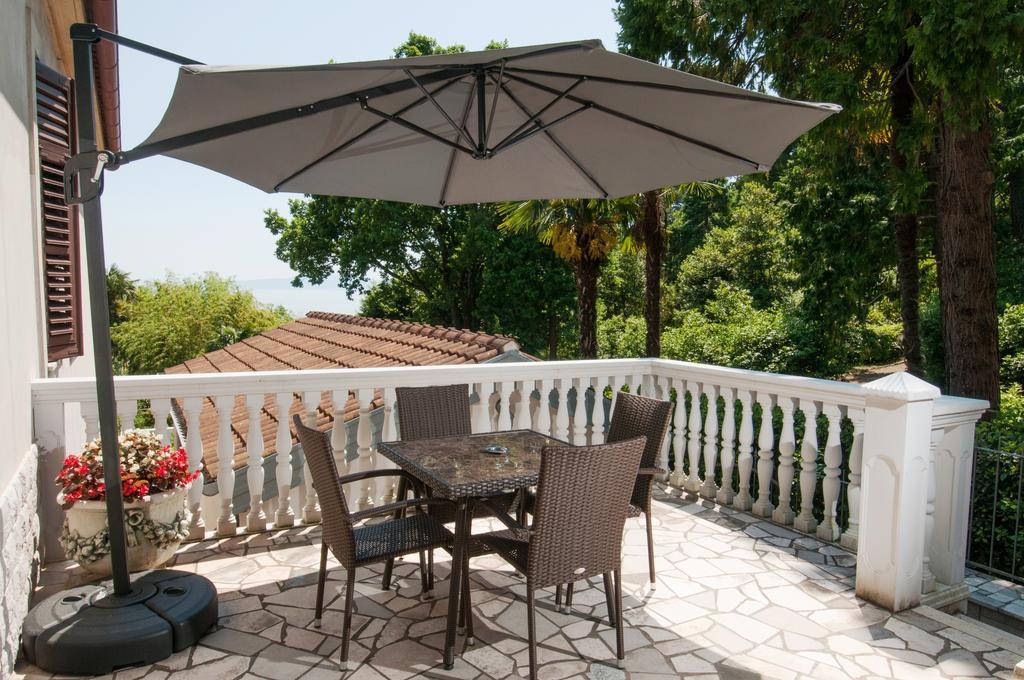 אופטיה Apartments Villa Salona חדר תמונה