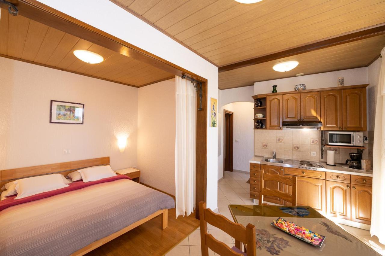 אופטיה Apartments Villa Salona מראה חיצוני תמונה