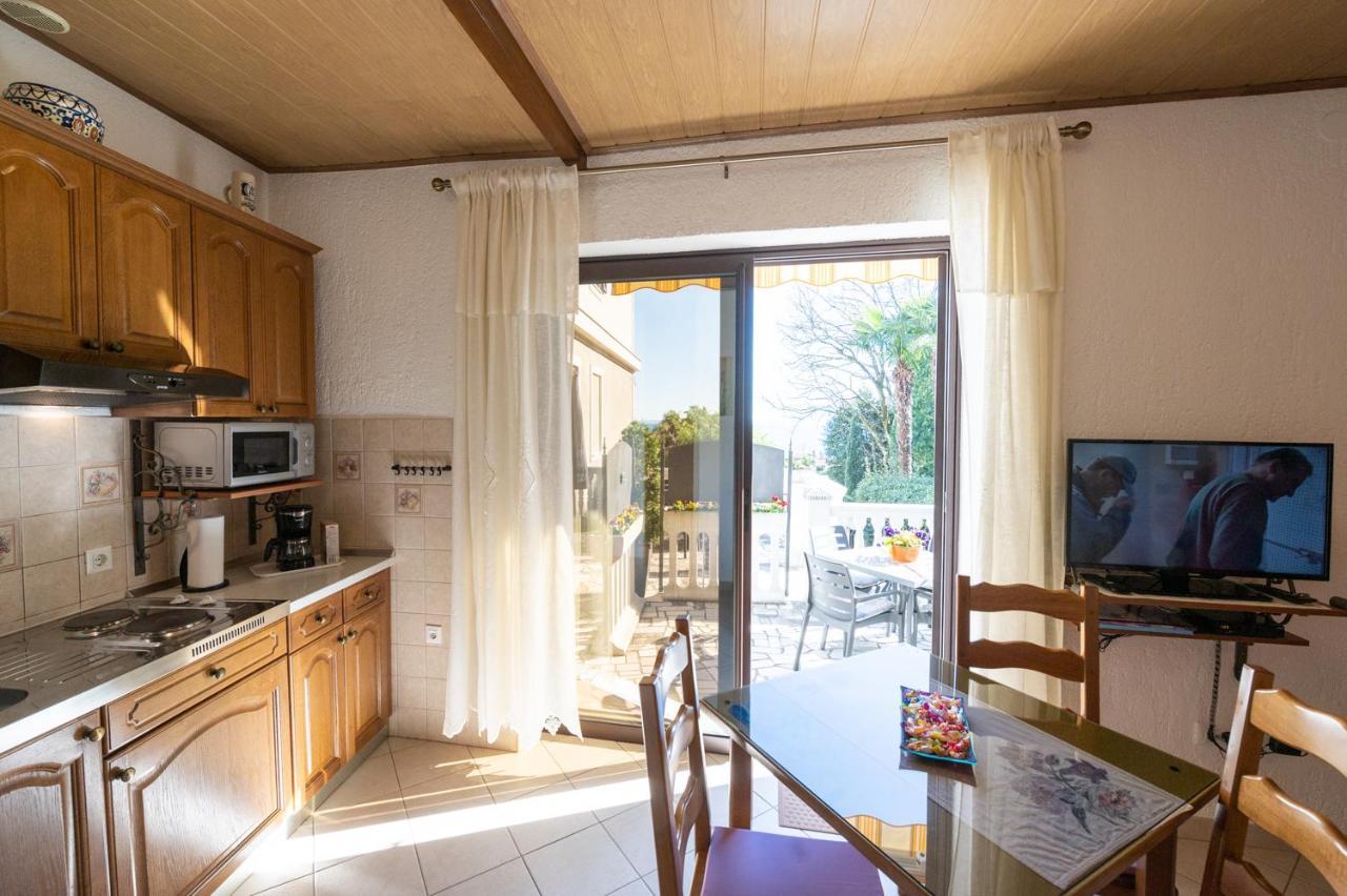 אופטיה Apartments Villa Salona מראה חיצוני תמונה