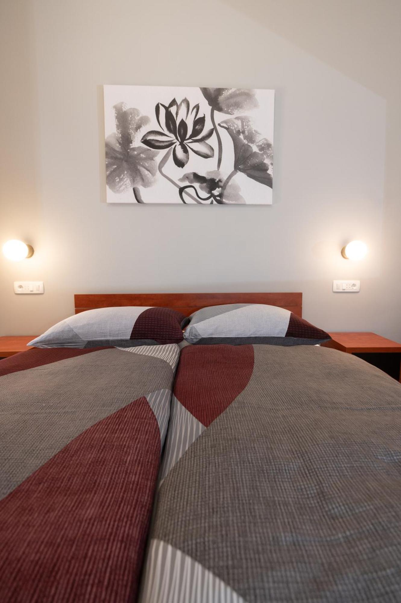 אופטיה Apartments Villa Salona מראה חיצוני תמונה