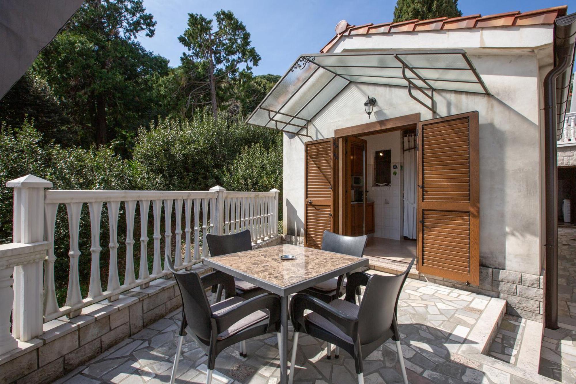 אופטיה Apartments Villa Salona מראה חיצוני תמונה